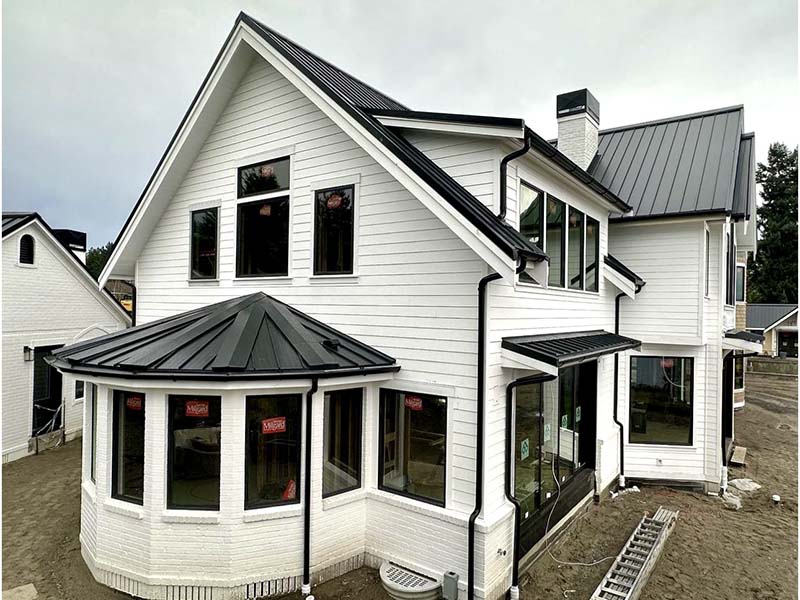 Black Diamond Curved Gutters