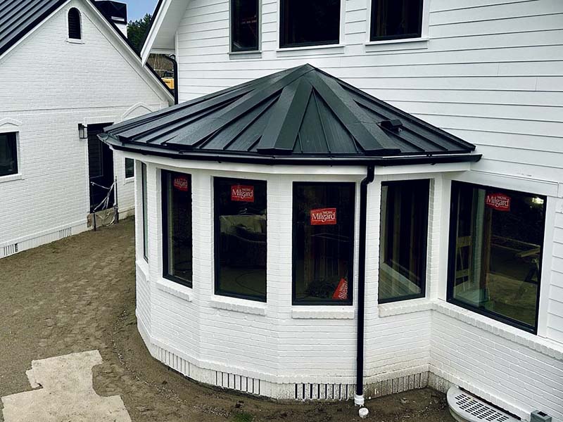 Sammamish Curved Gutters